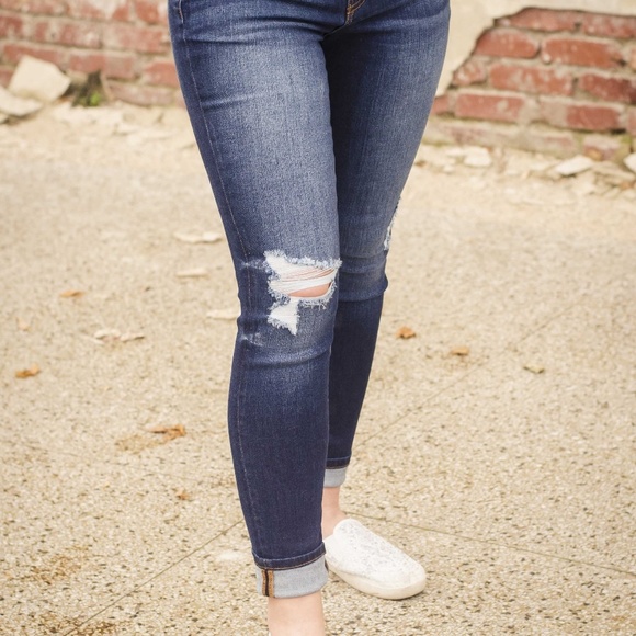 Kancan skinny jeans with distressing - Picture 1 of 2